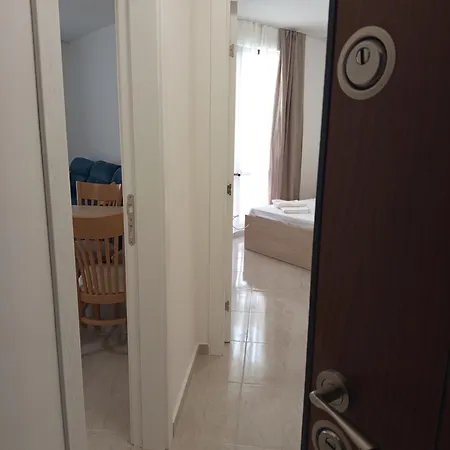 Apartment Hrizantema Horizontm *