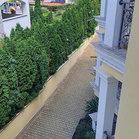 Hrizantema Horizontm Apartment *